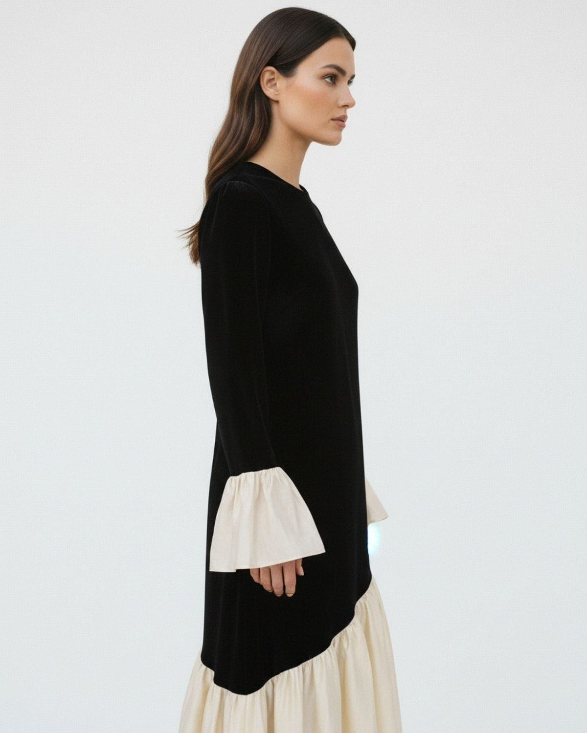 Old Money Style Soft Velvet Dress with Classic Lines – Black – view 5