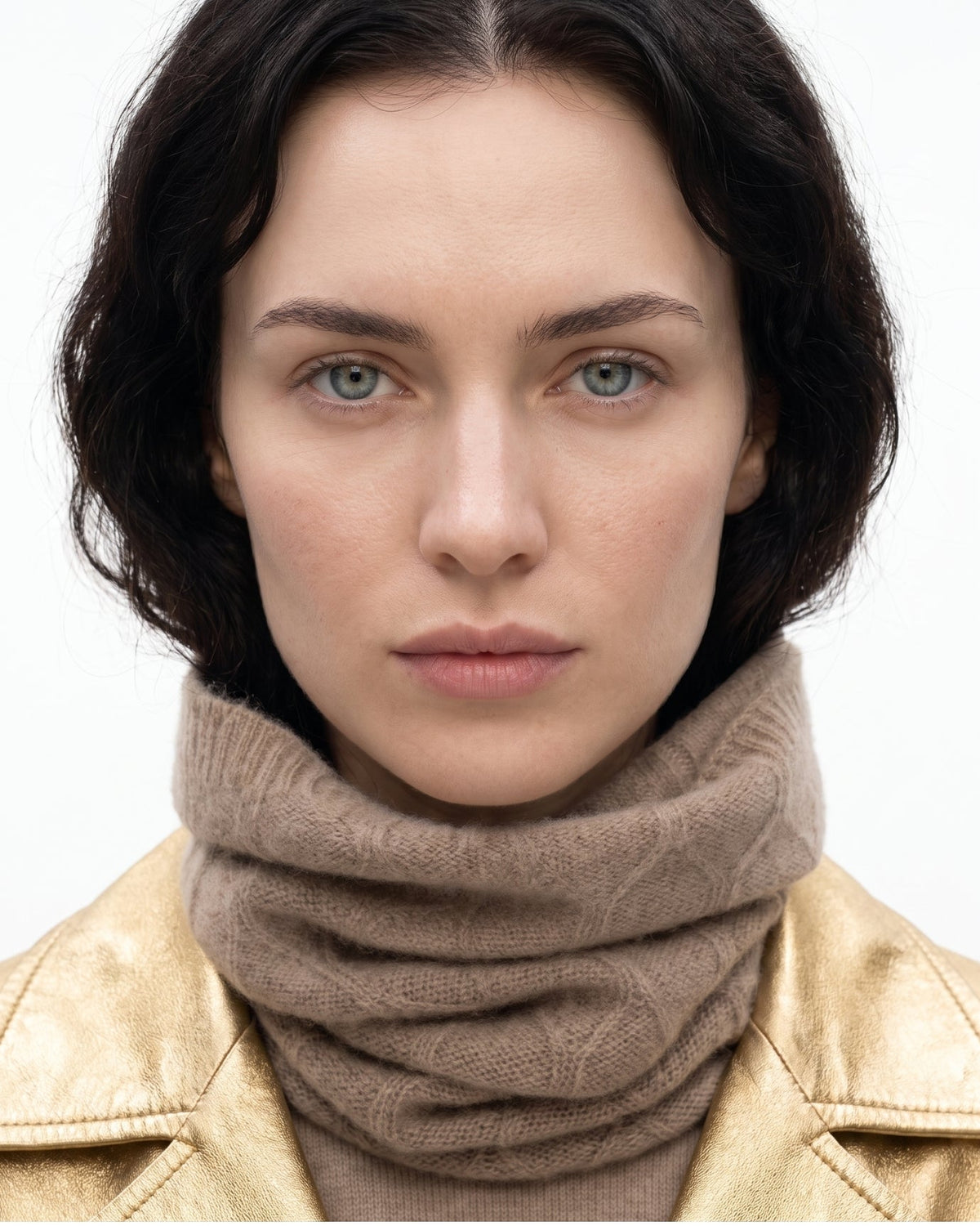 Zira Ultra-Soft 100% Pure Cashmere Neck Warmer – view 10