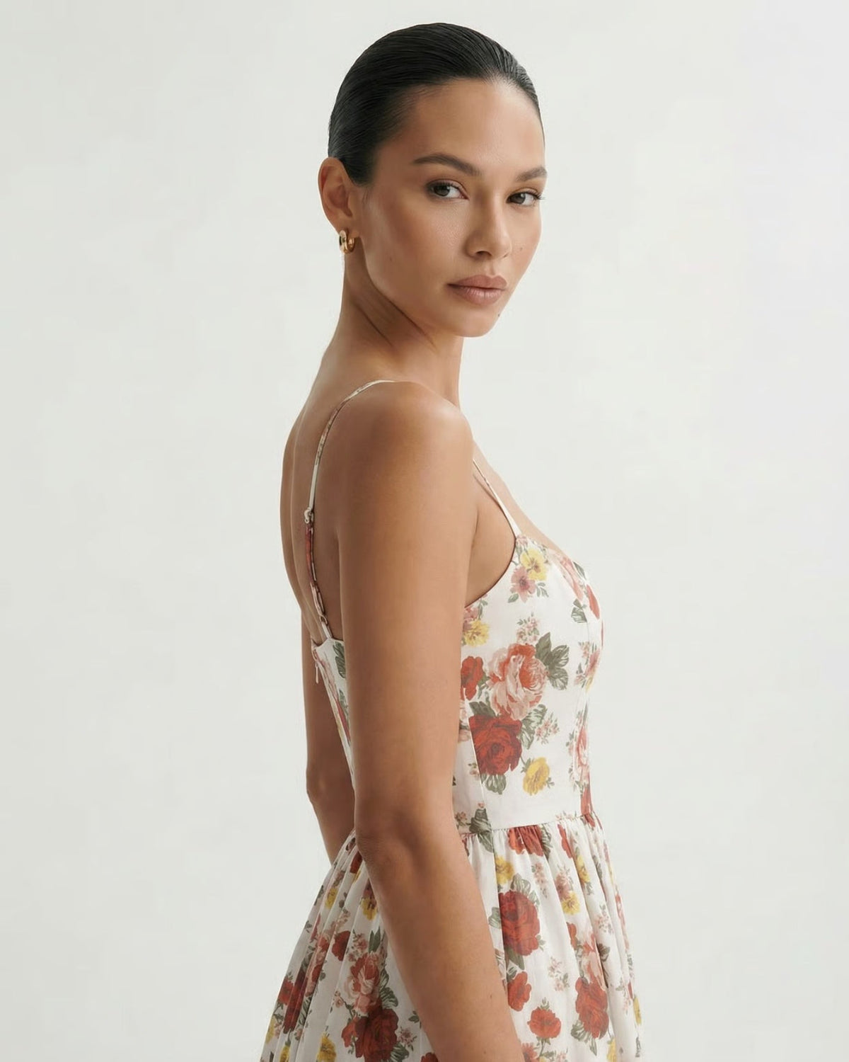 Mira Border Detail Cotton Blend Printed Dress – Red Floral on White – view 4