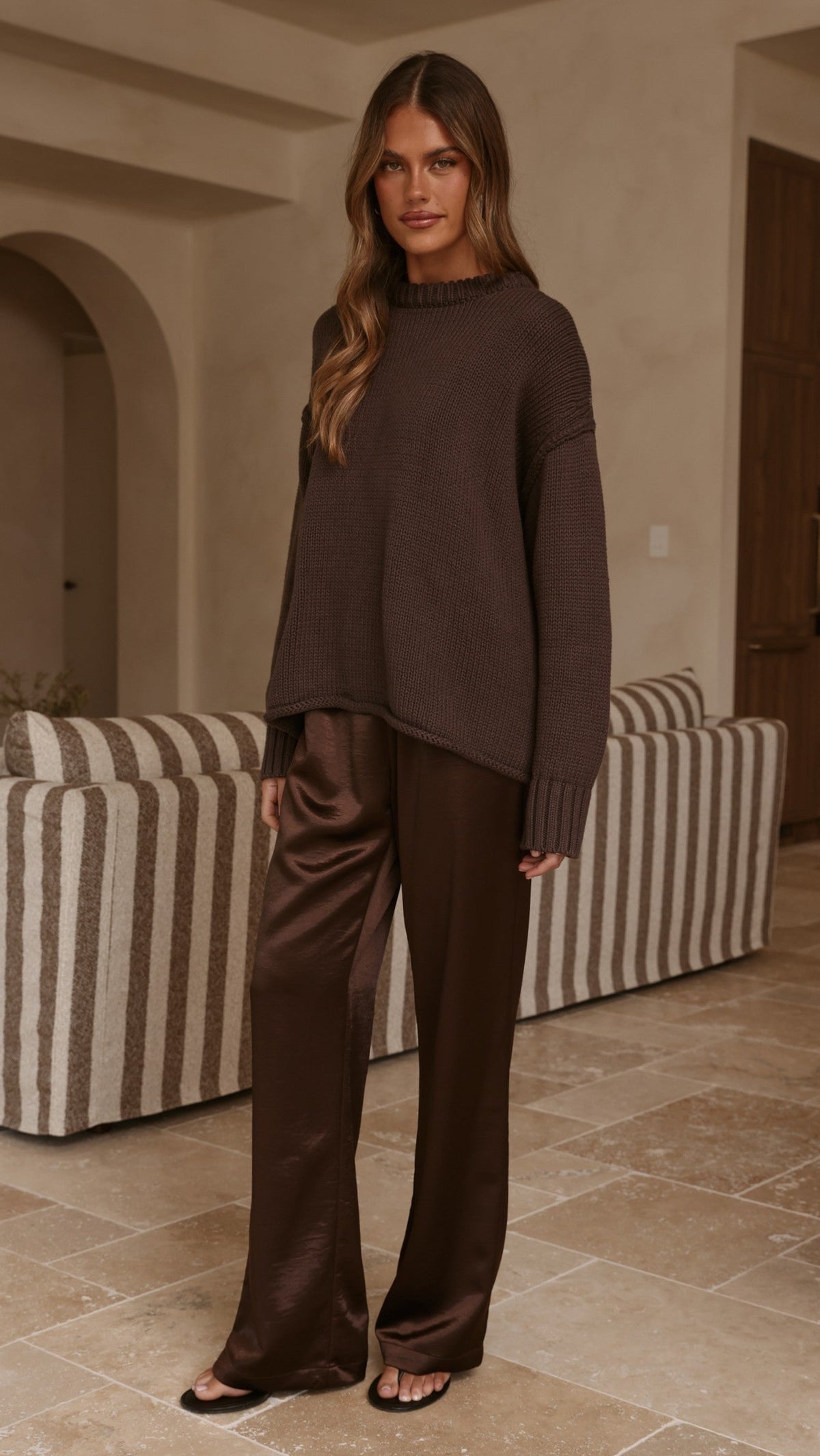 Jase Relaxed Crew Neck Rolled Hem Cotton Knit Jumper – Chocolate – view 5
