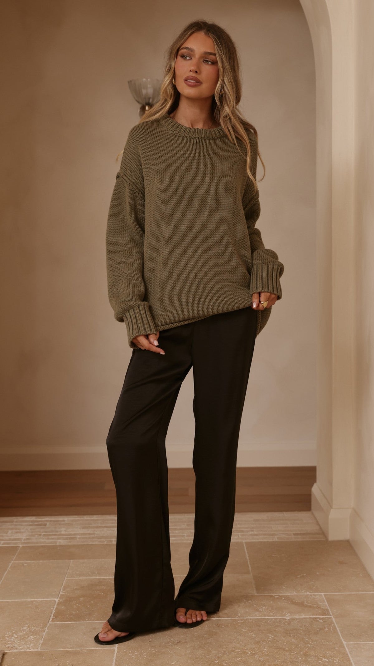 Jase Relaxed Crew Neck Rolled Hem Cotton Knit Jumper – Khaki