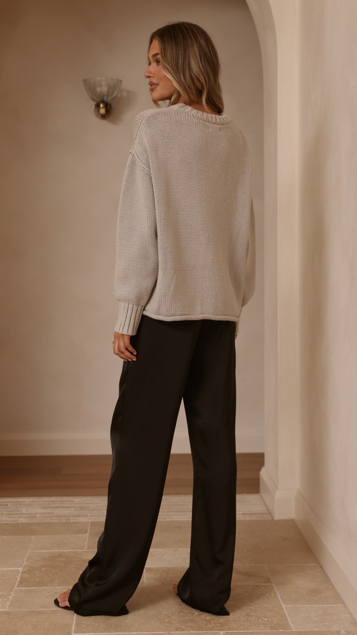 Jase Relaxed Crew Neck Rolled Hem Cotton Knit Jumper – Grey – view 2