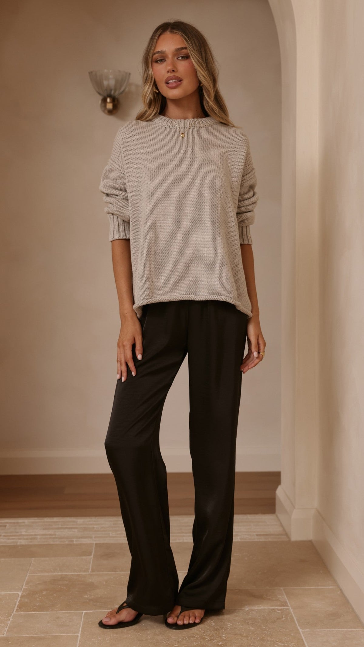 Jase Relaxed Crew Neck Rolled Hem Cotton Knit Jumper – Grey – view 9