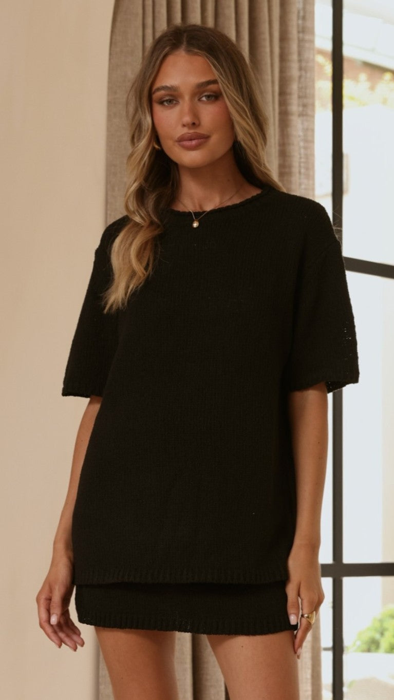 Casey Oversized Crew Neck Longline Knit Tee – Black