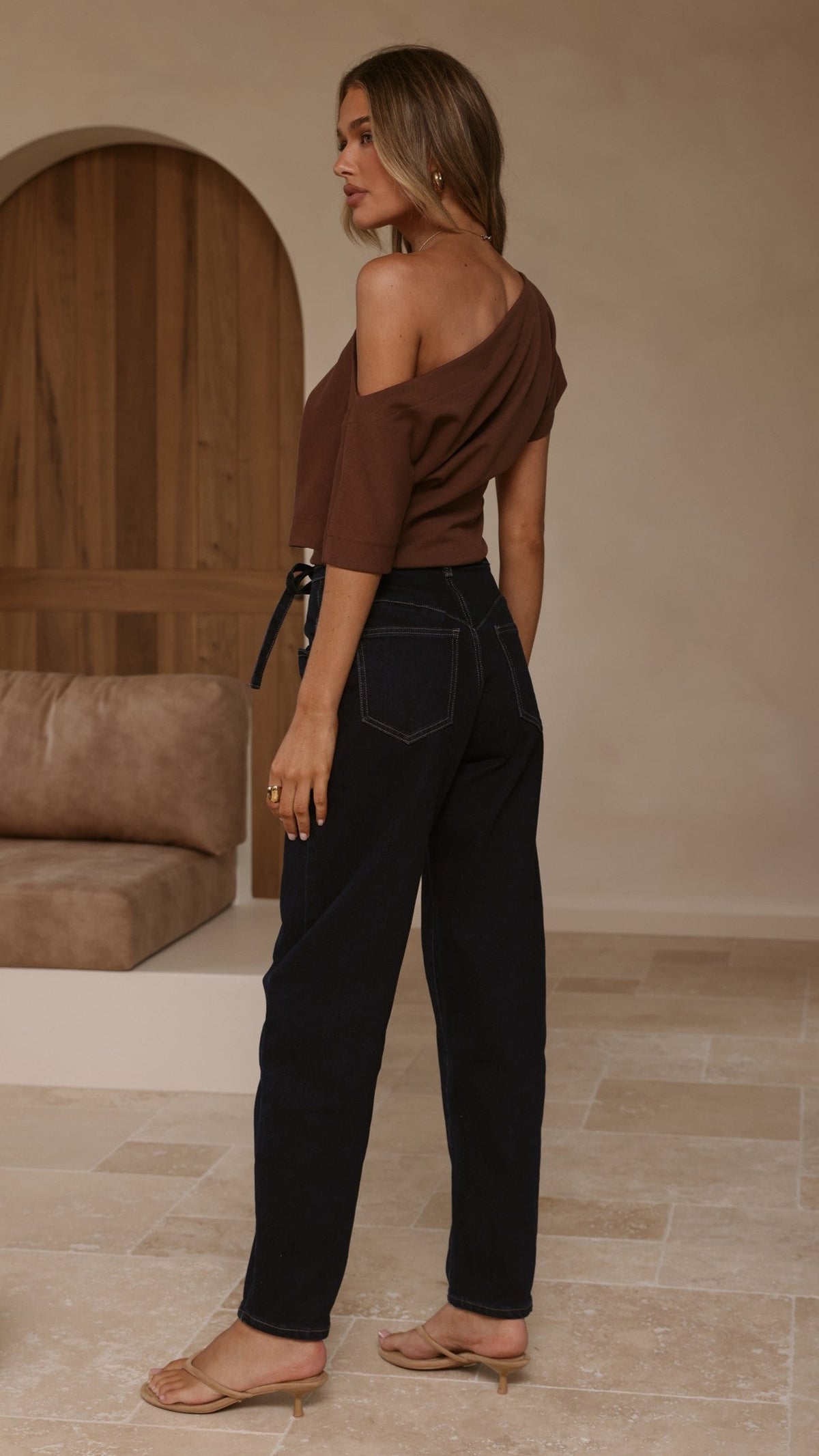 Clove High Waisted Barrel Leg Jeans with Waist Tie – Indigo – view 3