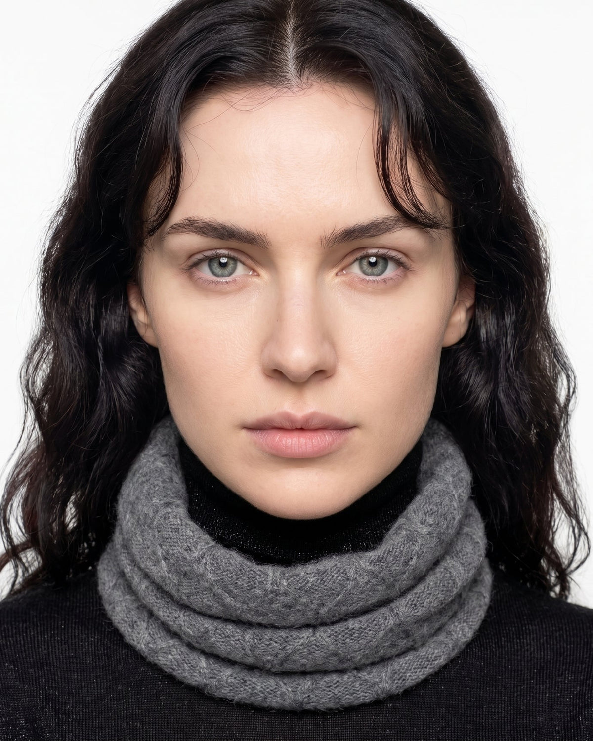 Zira Ultra-Soft 100% Pure Cashmere Neck Warmer – view 14