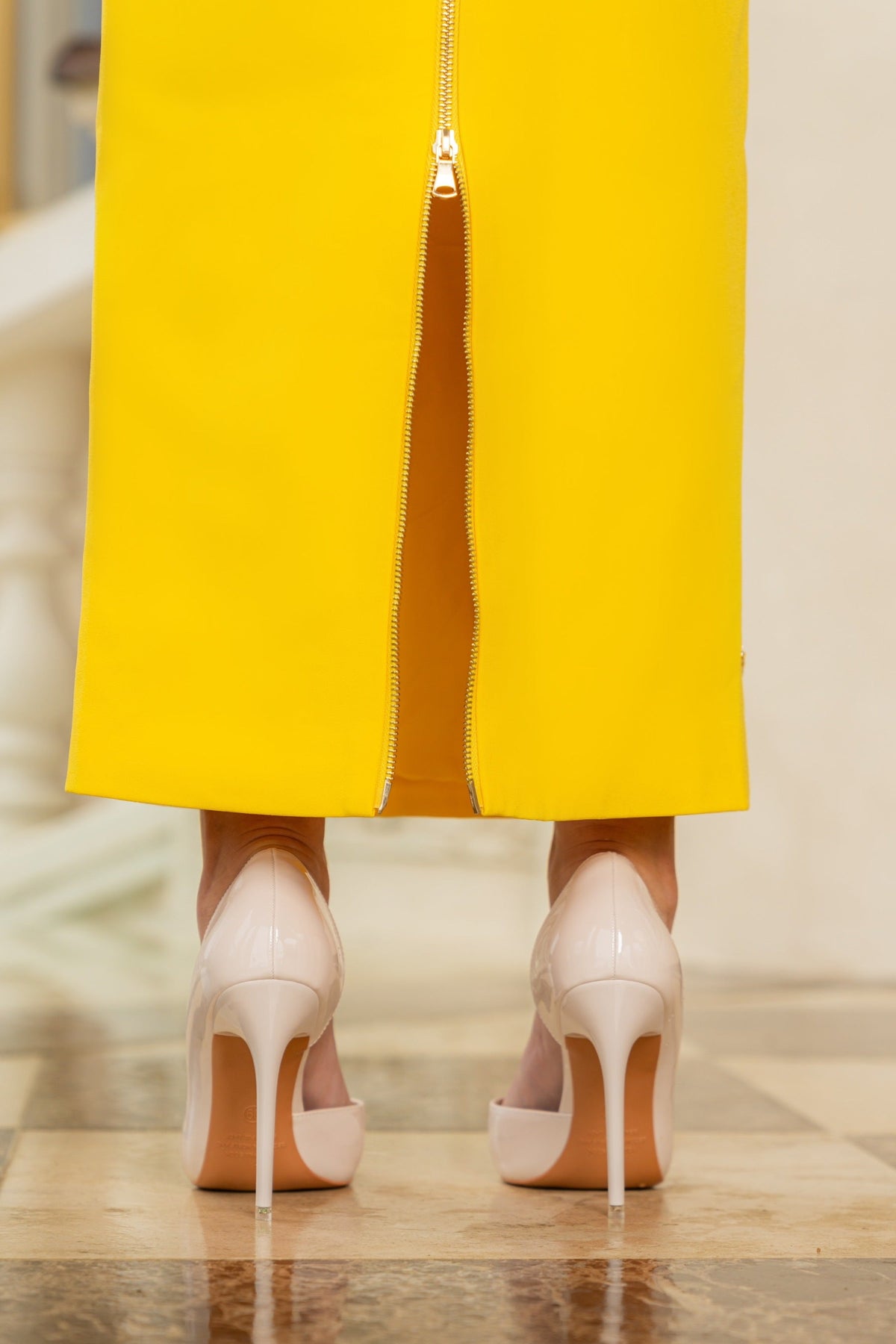 Asymmetric Stiletto Pumps with Gold Metal Tip – Light Beige – view 5