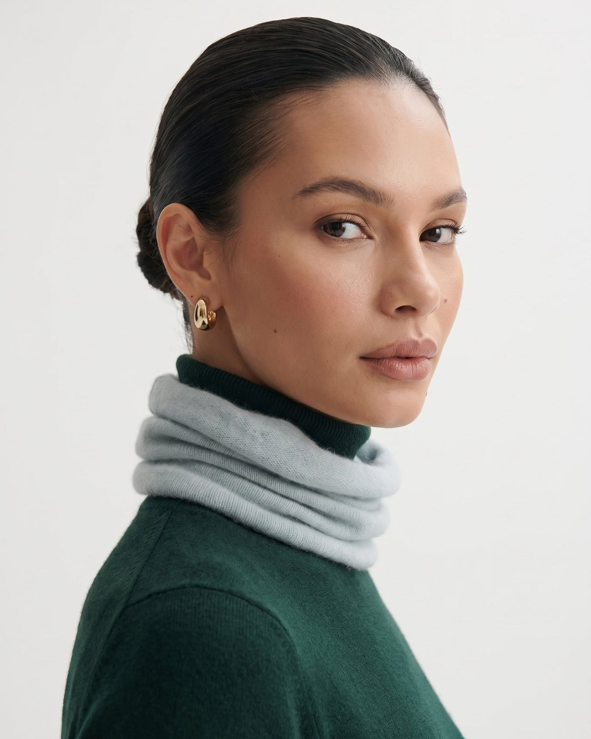 Soft 100% Pure Cashmere Neck Gaiter for Lightweight Warmth – view 14