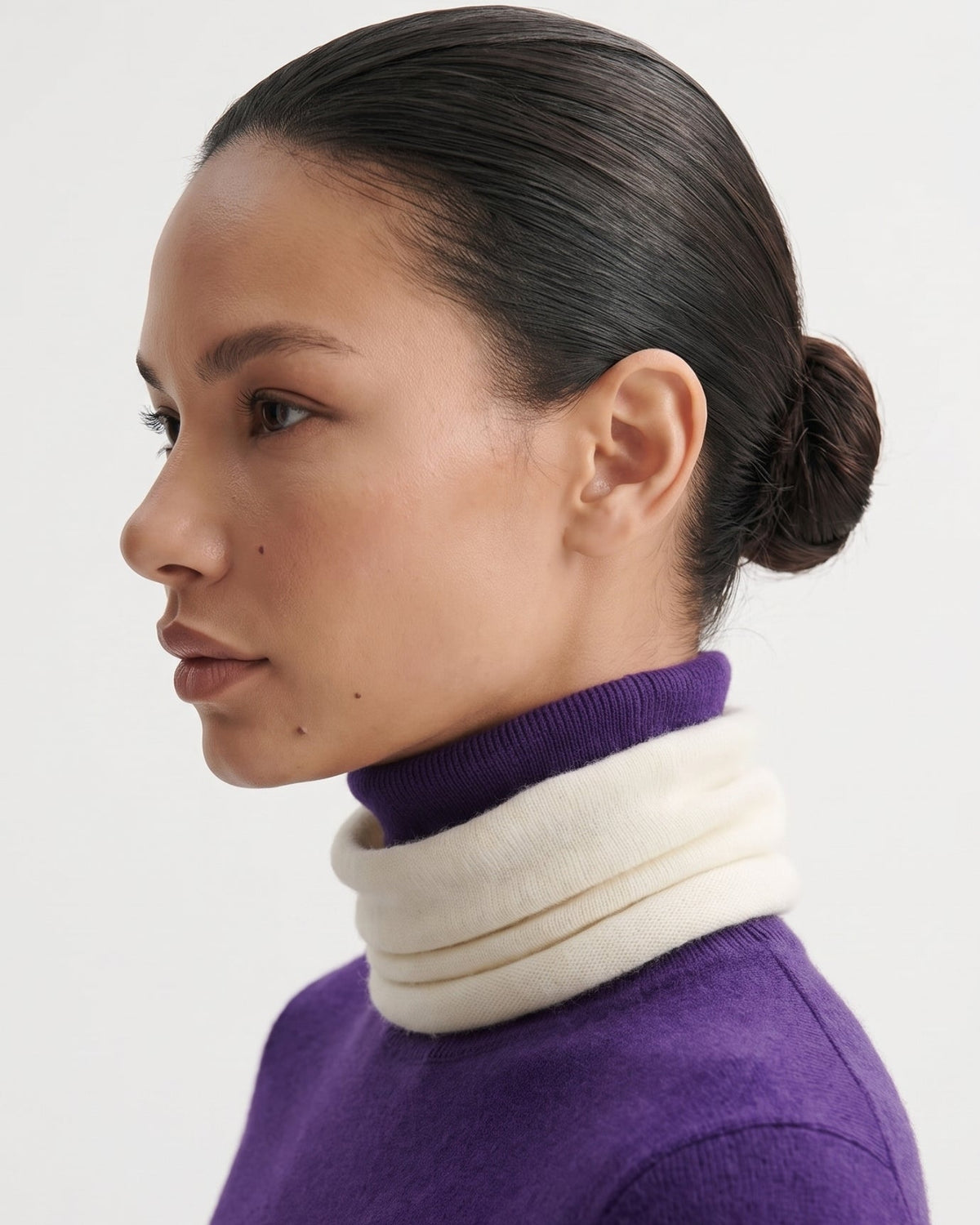 Soft 100% Pure Cashmere Neck Gaiter for Lightweight Warmth – view 20