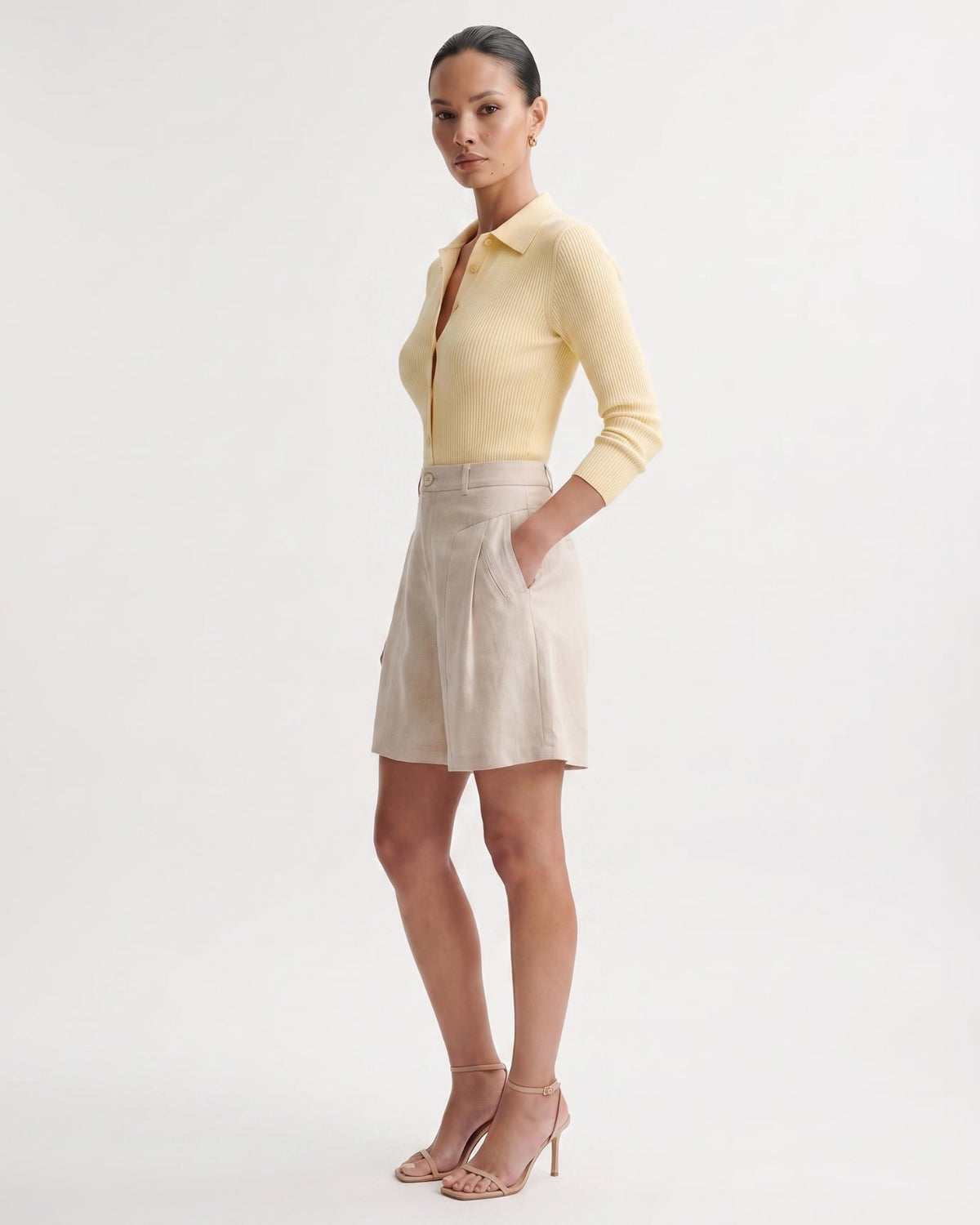 Milano Mid Rise Tailored Cotton and Linen Shorts