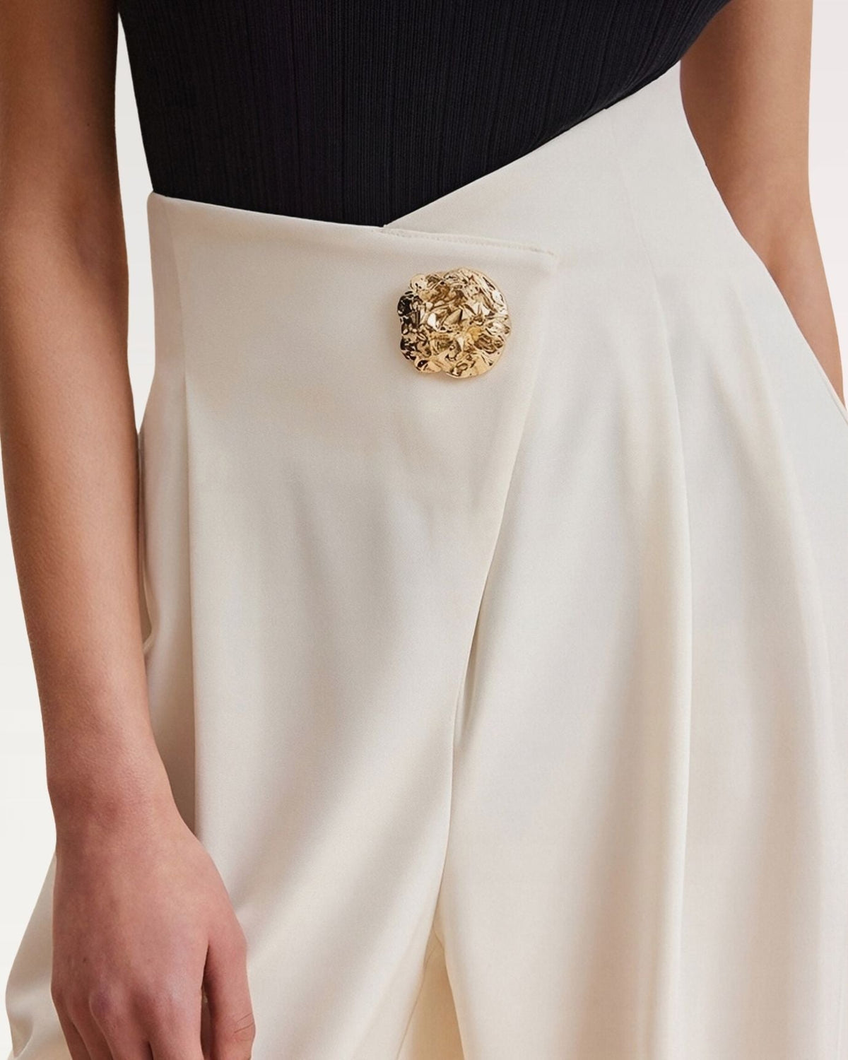 Celina High Rise Tailored Trousers with Front Pleats – view 4