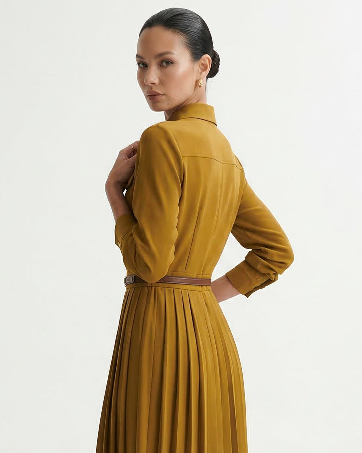 Sara Pleated Skirt Polyamide Dress with Sculpted Fit – view 6