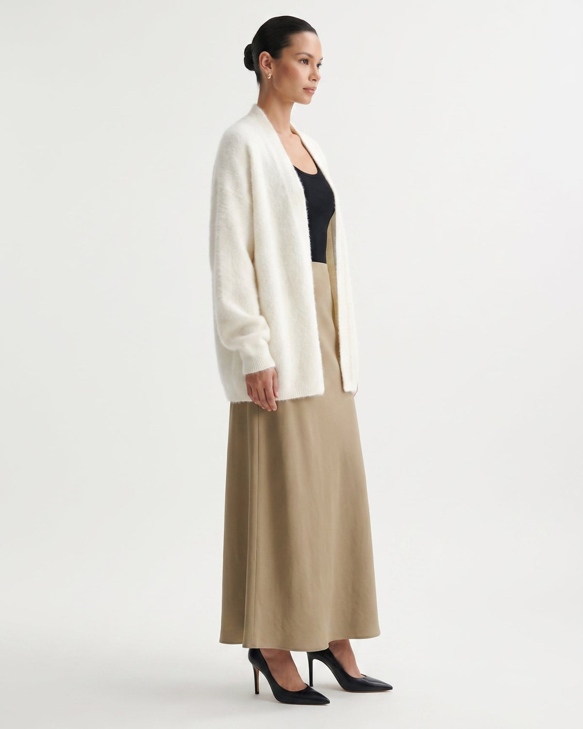 Lia Fine Knit 100% Pure Cashmere Layering Cardigan – view 4