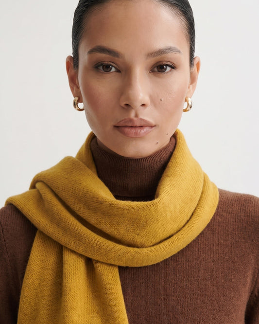 NY Artisan-Knitted Pure Cashmere Scarf with Refined Texture – view 2