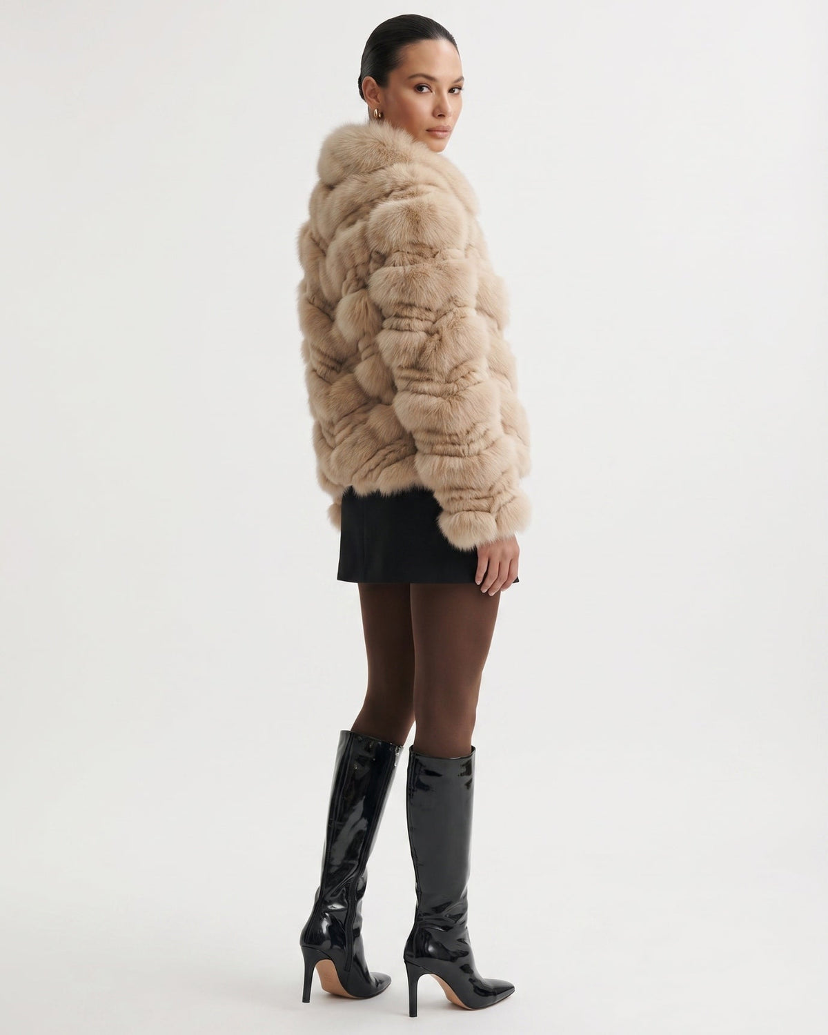 Reversible Double-Sided Coat with Tailored Cut – view 3