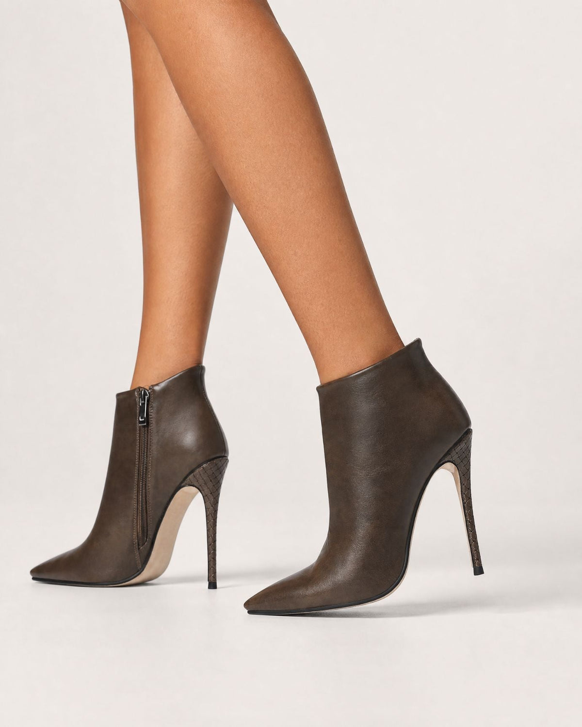 Pointed-Toe Stiletto Ankle Boots with Side Zip and 12cm Heel – view 7