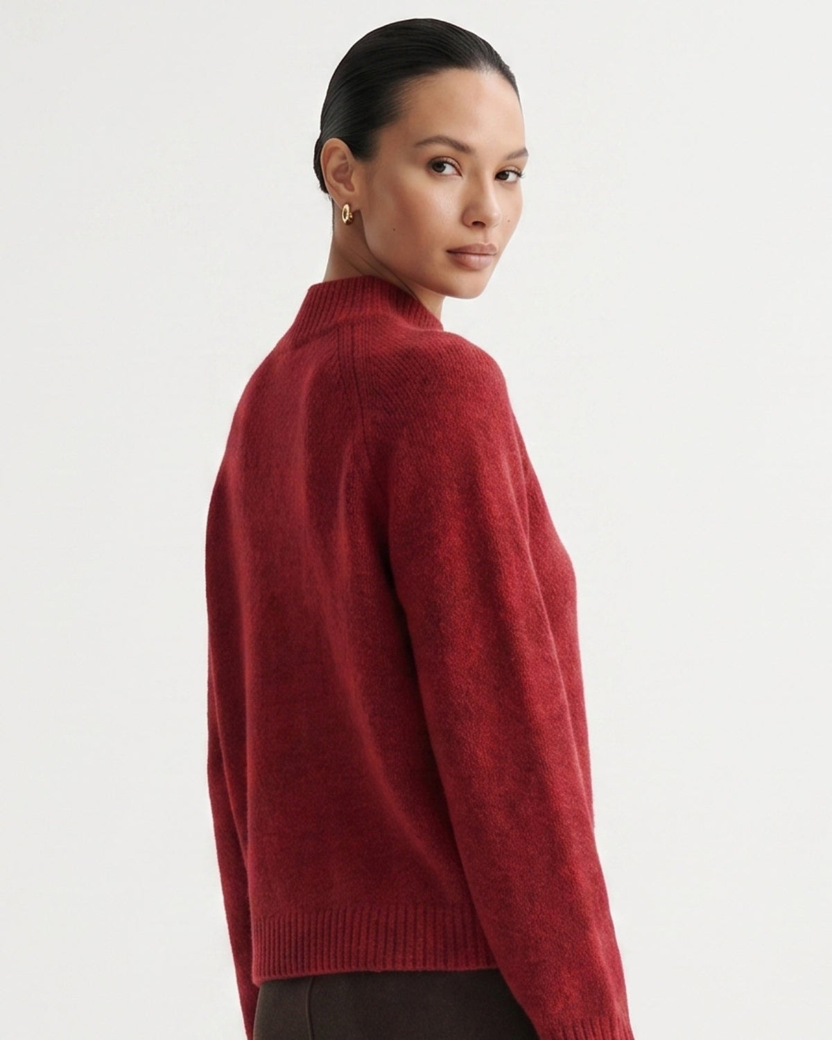 Lia Cashmere and Mulberry Silk Blend Jumper with Subtle Sheen – view 6