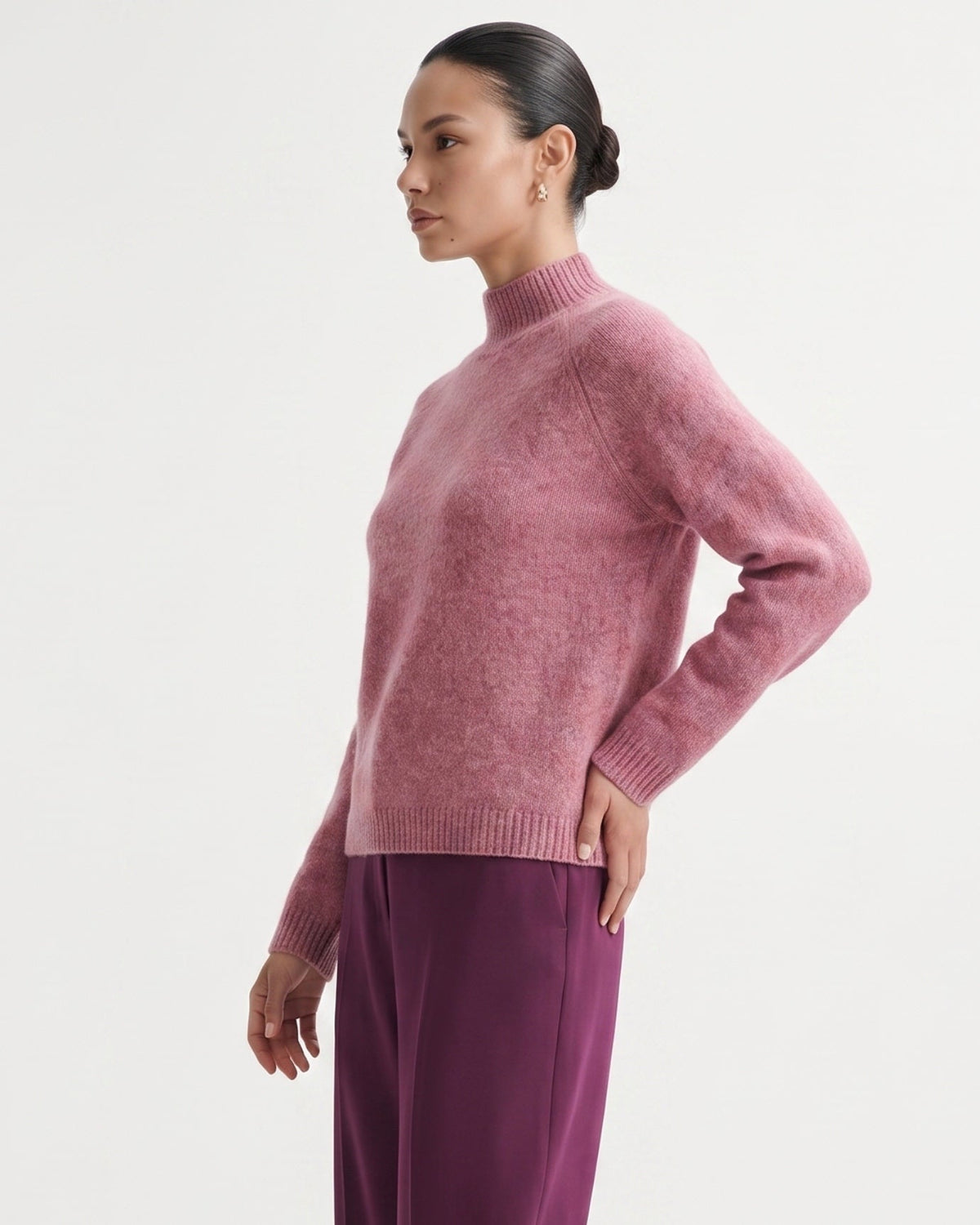 Lia Cashmere and Mulberry Silk Blend Jumper with Subtle Sheen – view 9