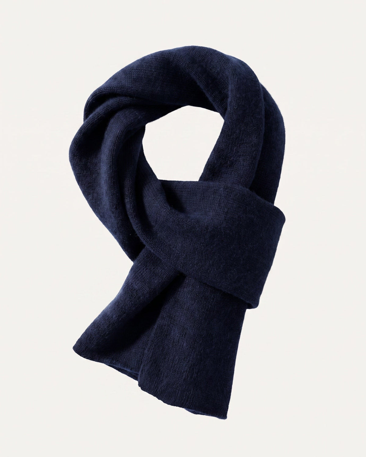 NY Artisan-Knitted Pure Cashmere Scarf with Refined Texture – view 17