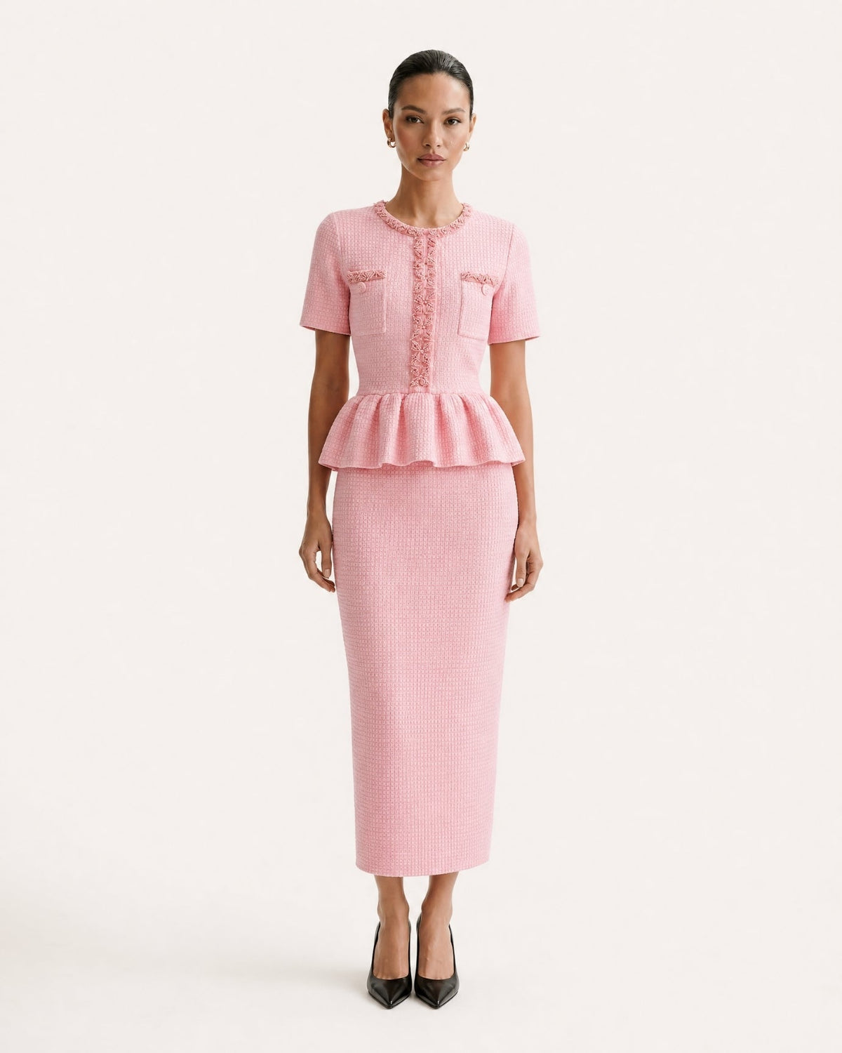Embellished Short Sleeve Fitted Viscose Knit Midi Dress – view 6