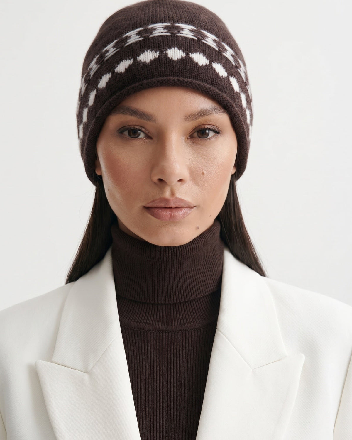 Ribbed Detail Cashmere Knit Hat with Minimalist Crown – view 2