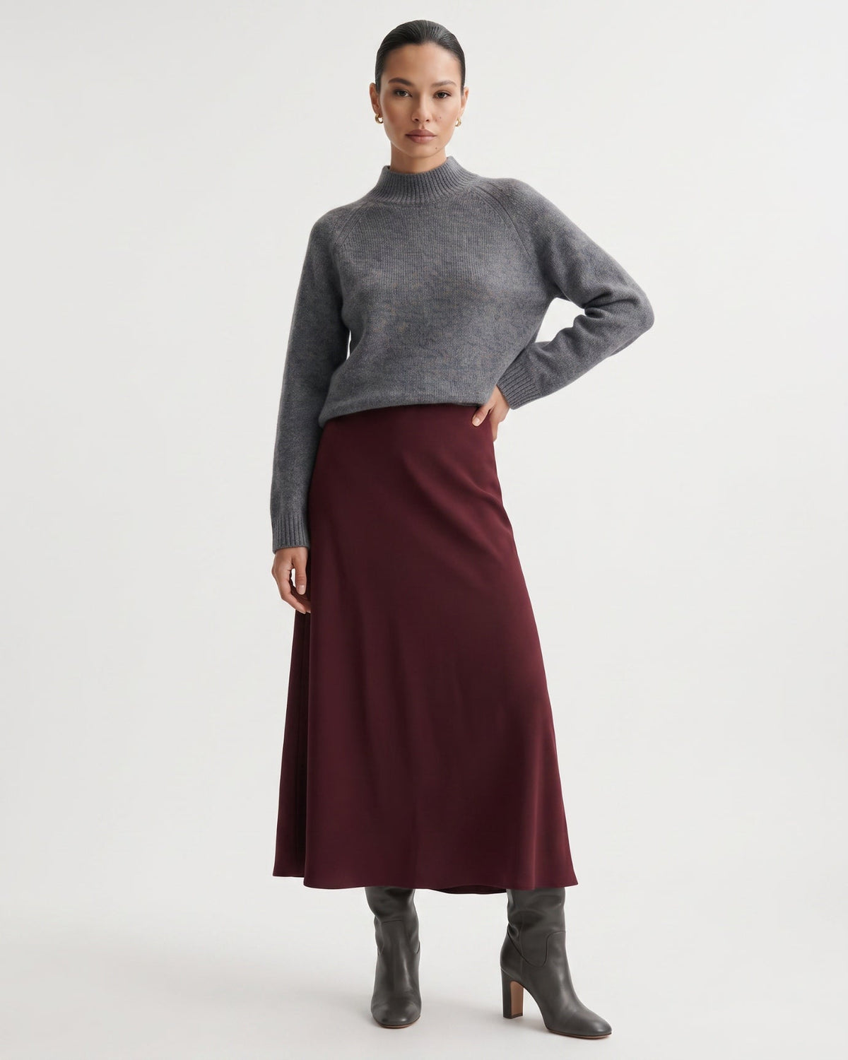 Lia Cashmere and Mulberry Silk Blend Jumper with Subtle Sheen – view 17