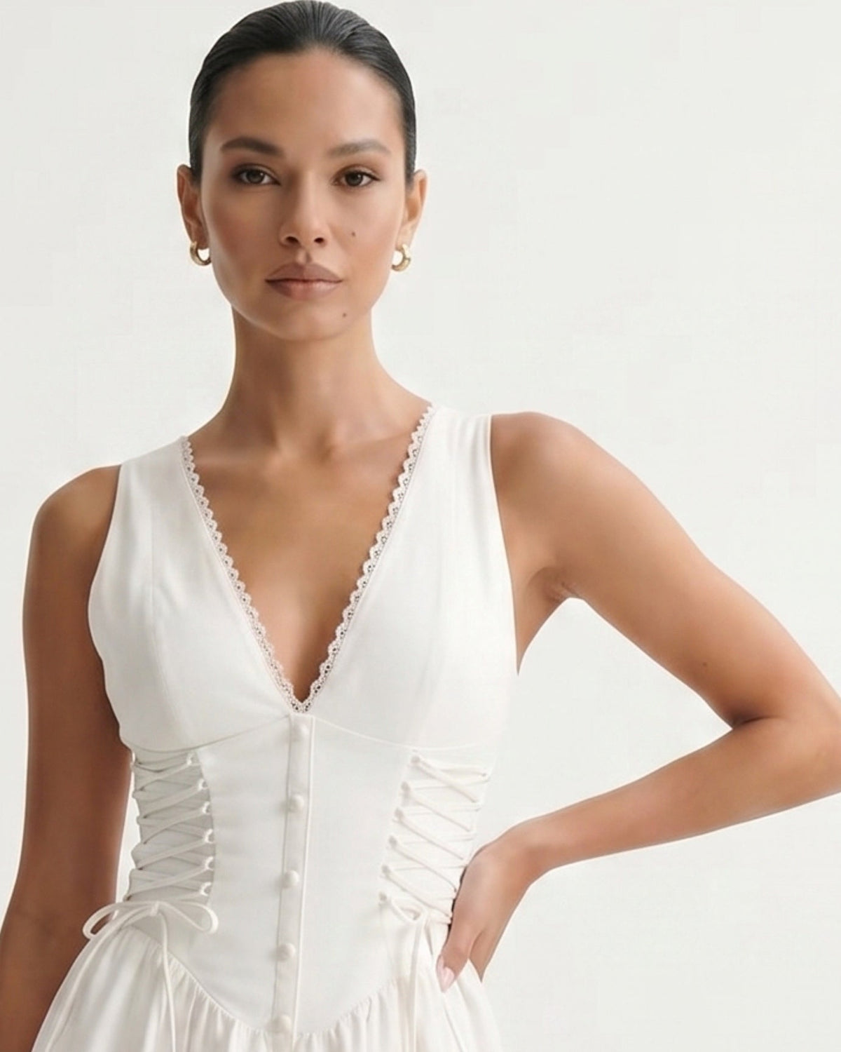Tailored Polyamide Blend Dress with Architectural Details – White – view 4