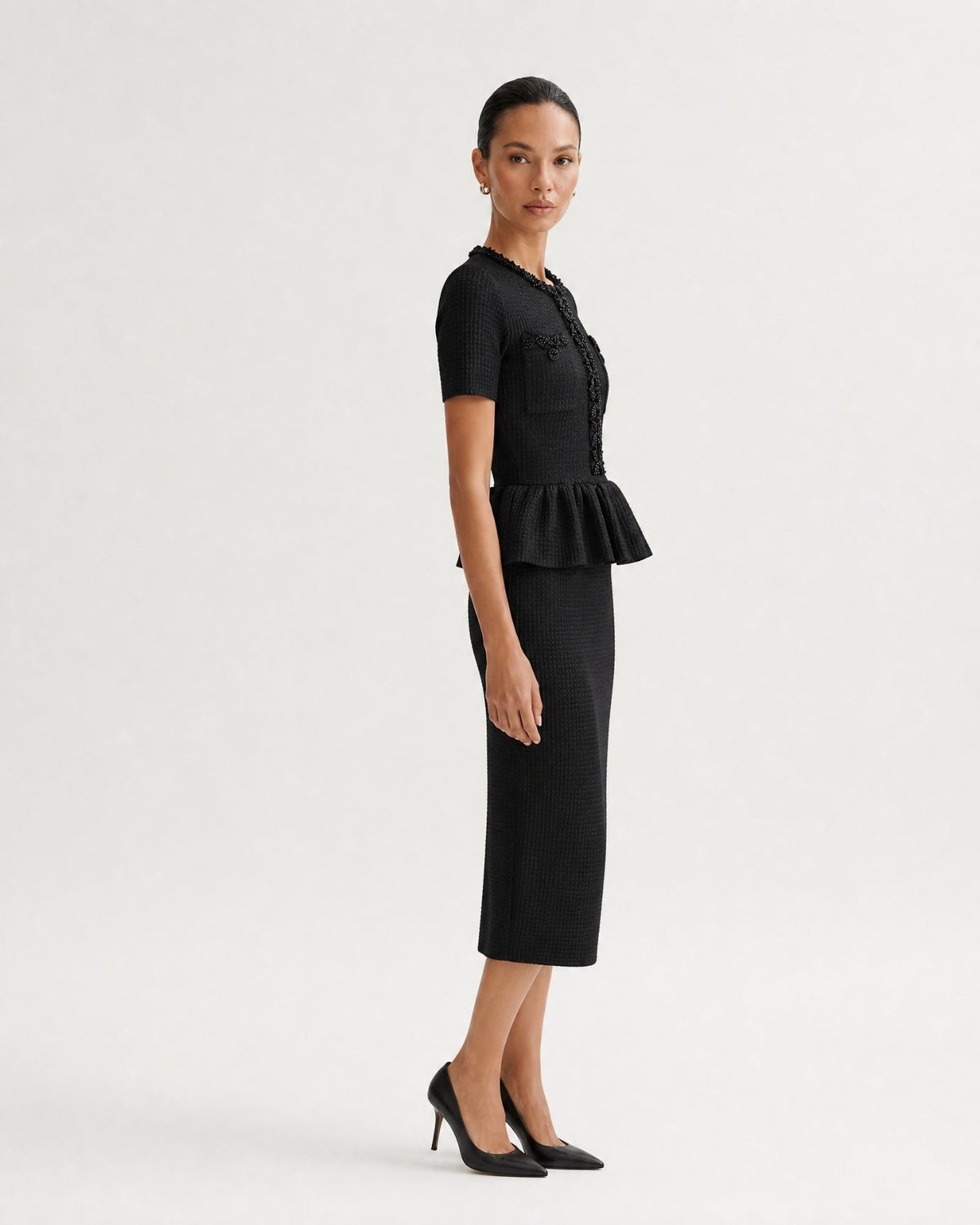 Embellished Short Sleeve Fitted Viscose Knit Midi Dress – view 3