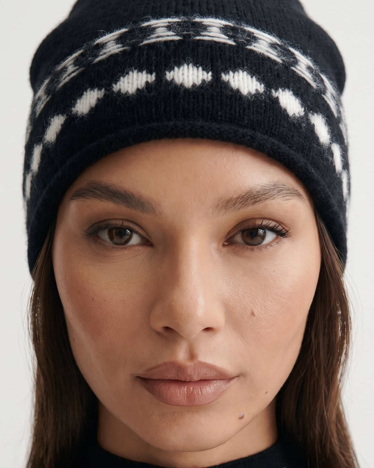 Ribbed Detail Cashmere Knit Hat with Minimalist Crown – view 13