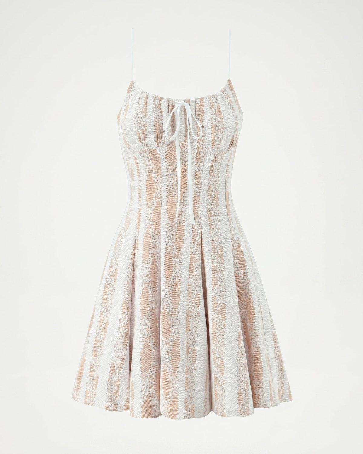 Retro Floral Motif Dress with Gentle Shaping – Apricot