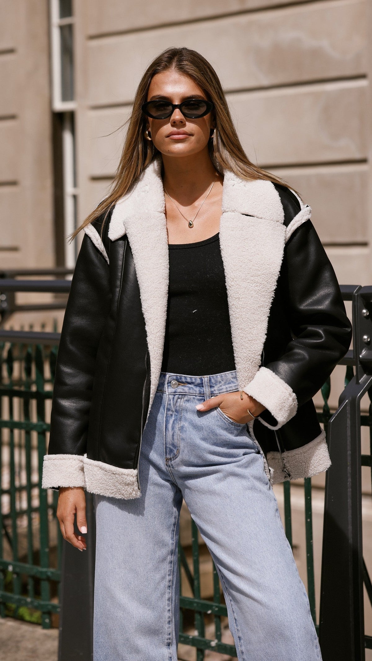 London Oversized Double-Breasted Biker Jacket with Faux Fur Collar – Black – view 18