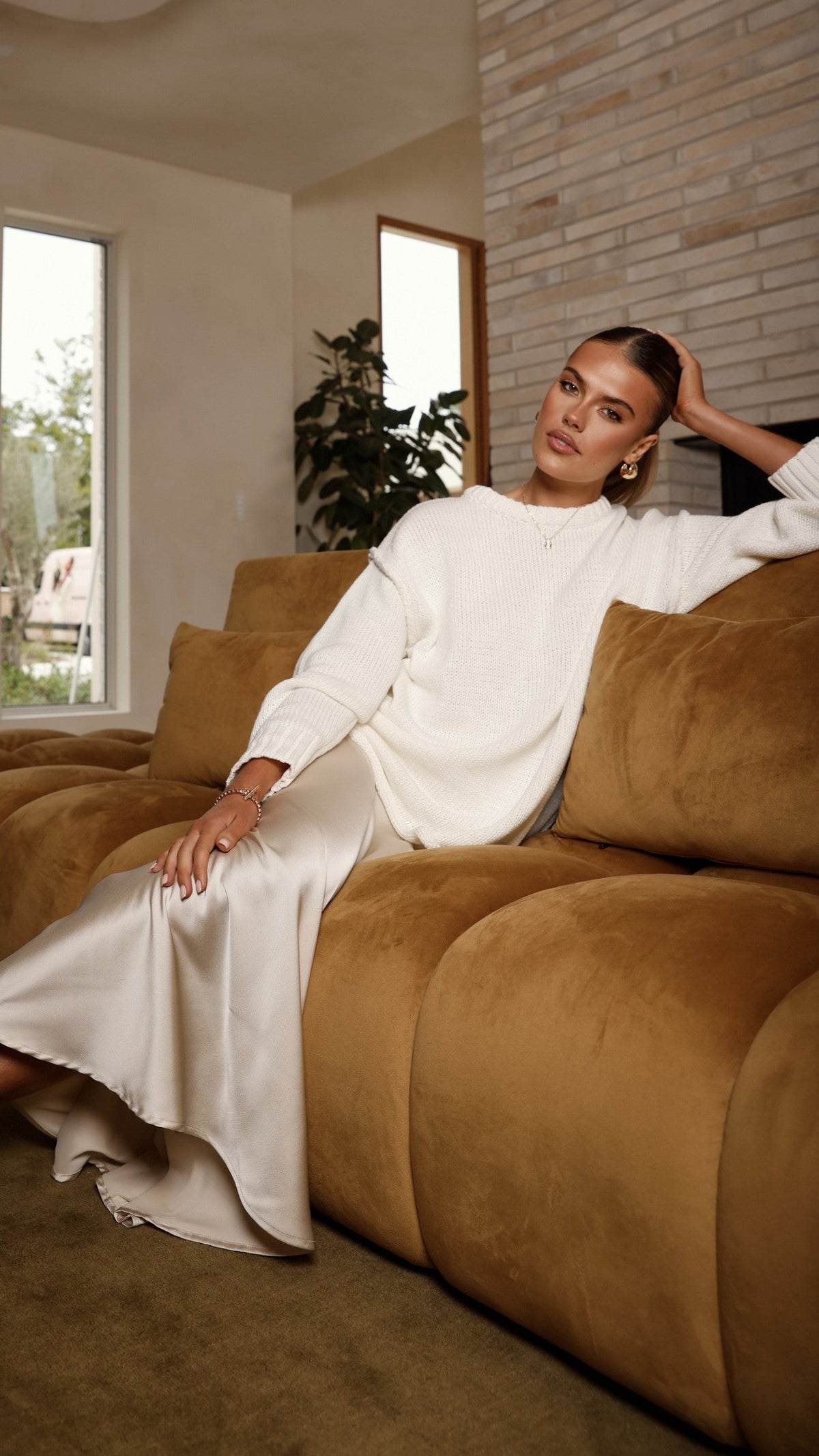 Delvine Oversized Thick Knit Lettuce Hem Jumper – Cream