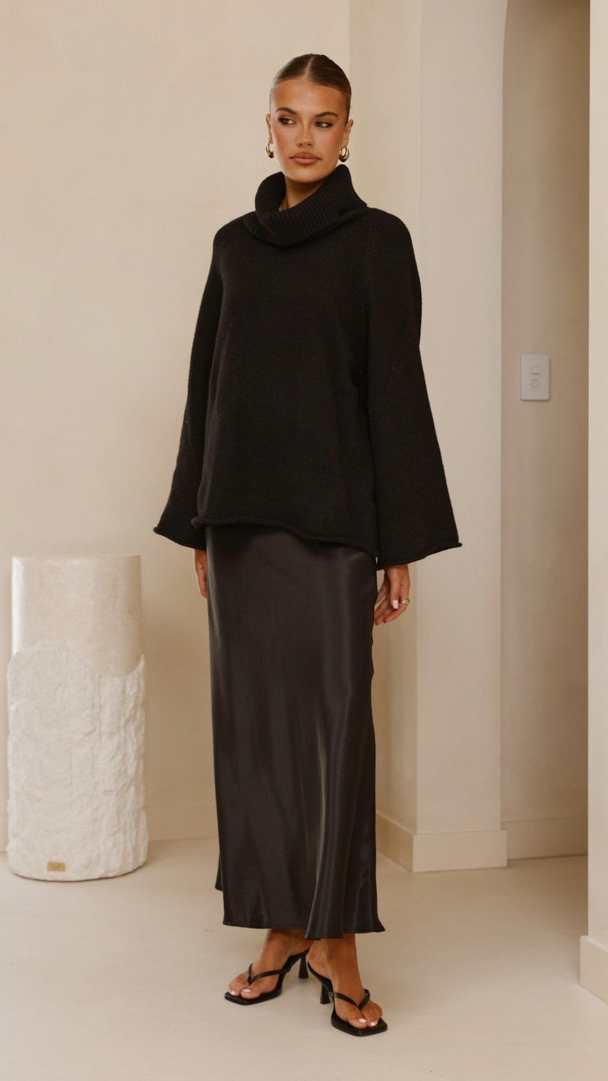 Jacques Ribbed Cowl Neck Wide Sleeve Knit Jumper – Black – view 4