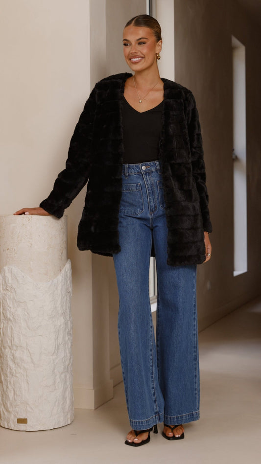 Tully Longline Faux Fur Jacket with Claw Clasp – Black