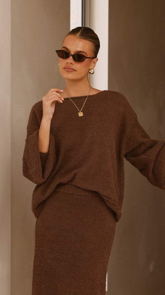 Cohen Relaxed Fit Knit Jumper with Ribbed Cuffs – Chocolate – view 2
