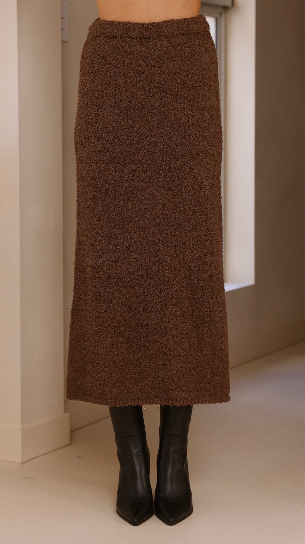 Cohen Elasticated Waist A-Line Knit Midi Skirt – Chocolate – view 4