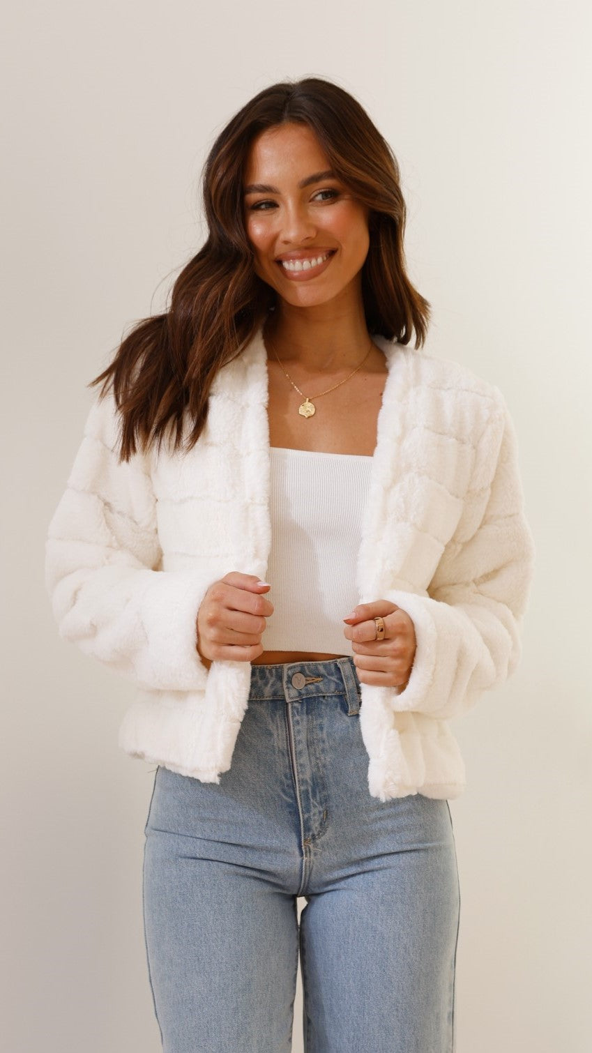 Tully Cropped Faux Fur Jacket with Claw Clasp – White – view 1