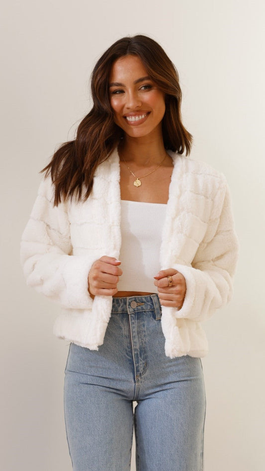 Tully Cropped Faux Fur Jacket with Claw Clasp – White