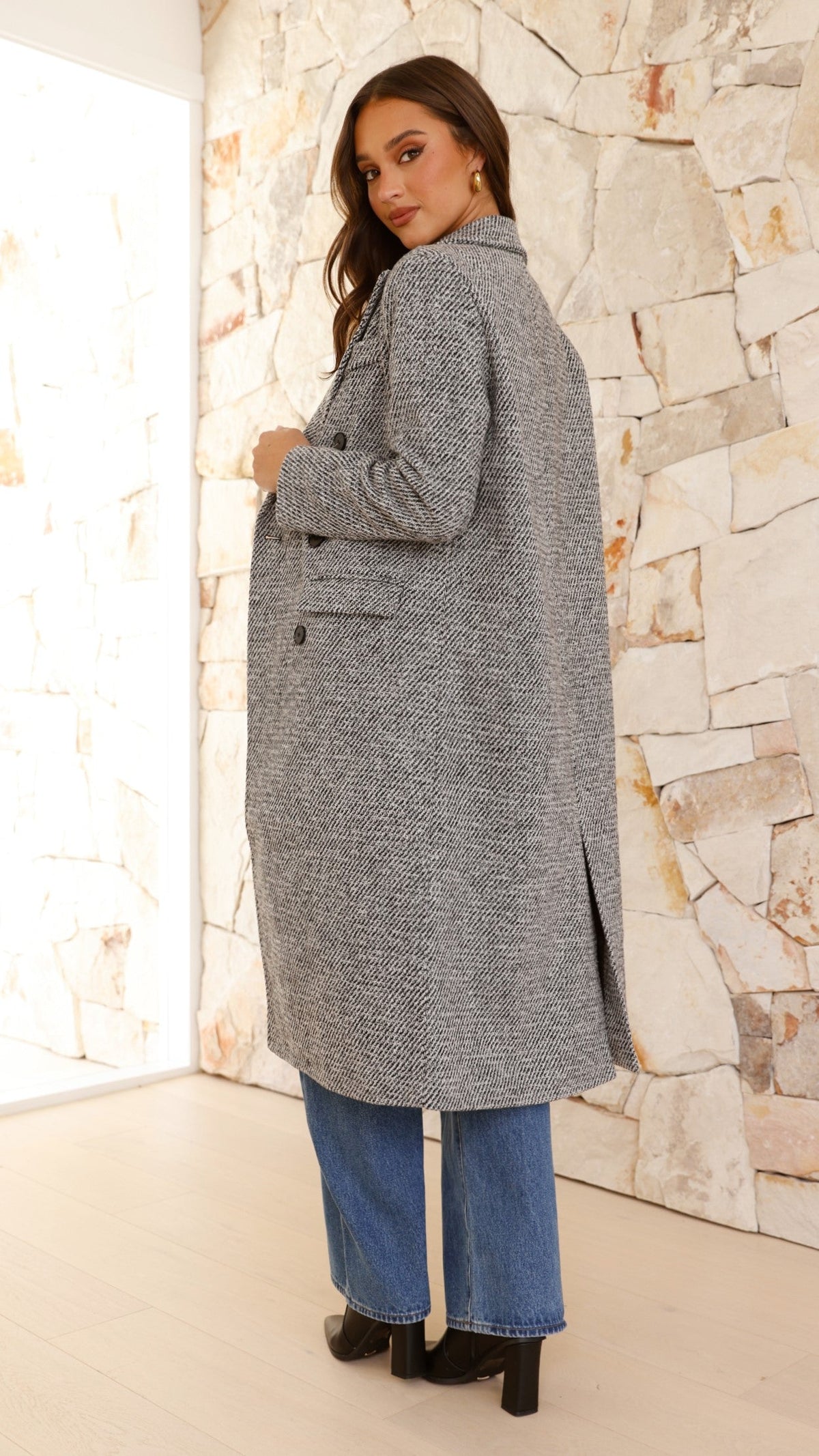 Jayla Double-Breasted Longline Coat with Padded Shoulders – Grey