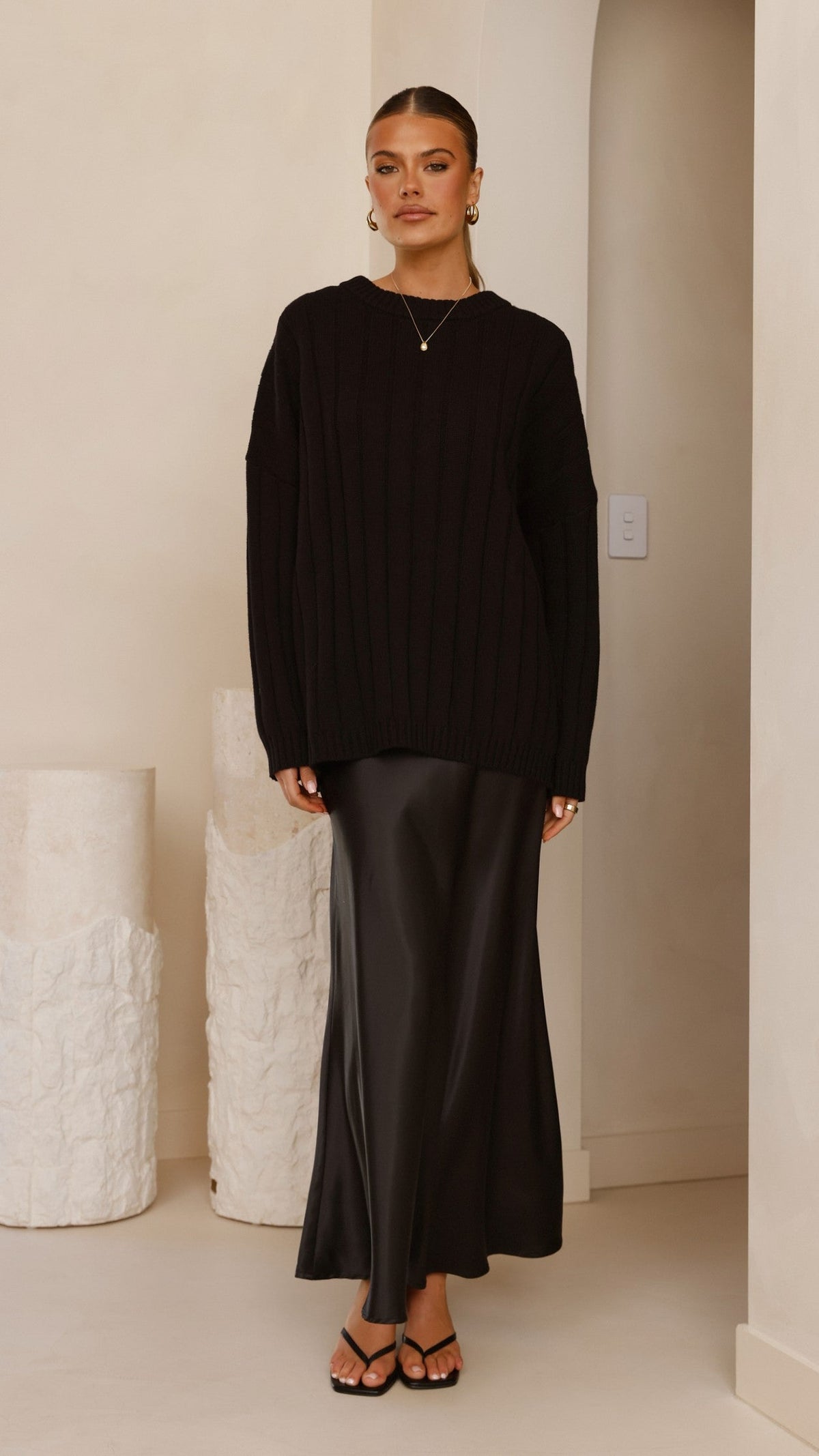 Naiva Oversized Wide Rib Crew Neck Cotton Jumper – Black – view 12