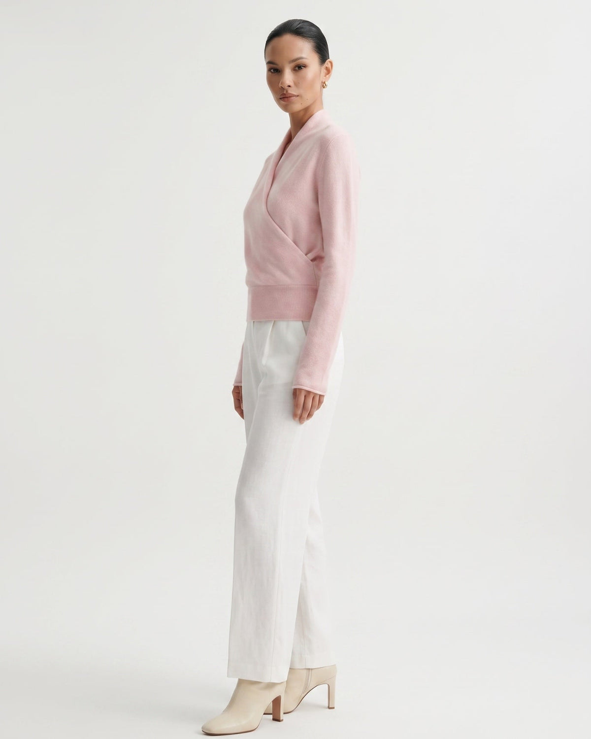 Sarah V Neck Pure Cashmere Body-Skimming Jumper – view 6
