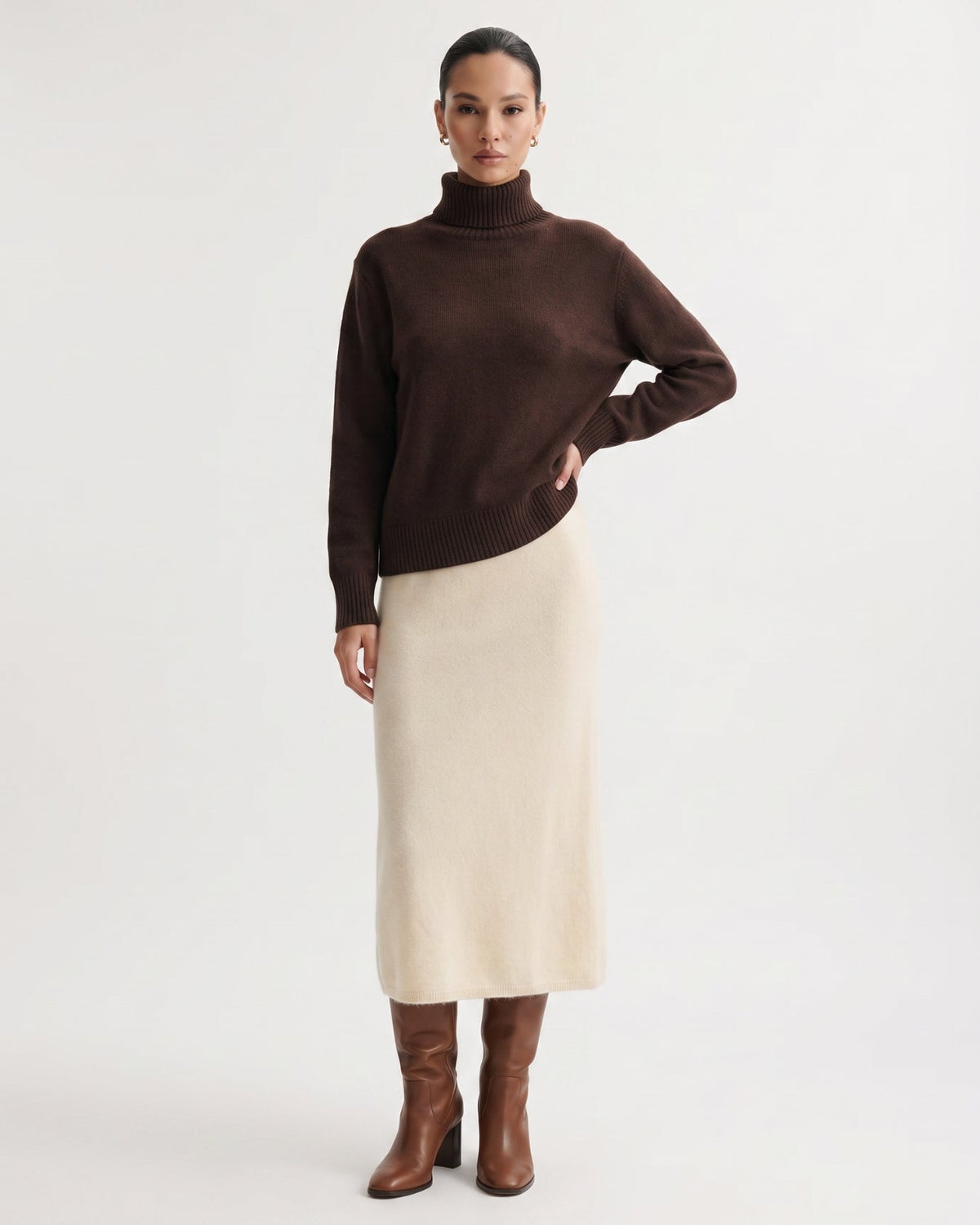 Cashmere A-Line Midi Skirt with Subtle High Waist – view 11