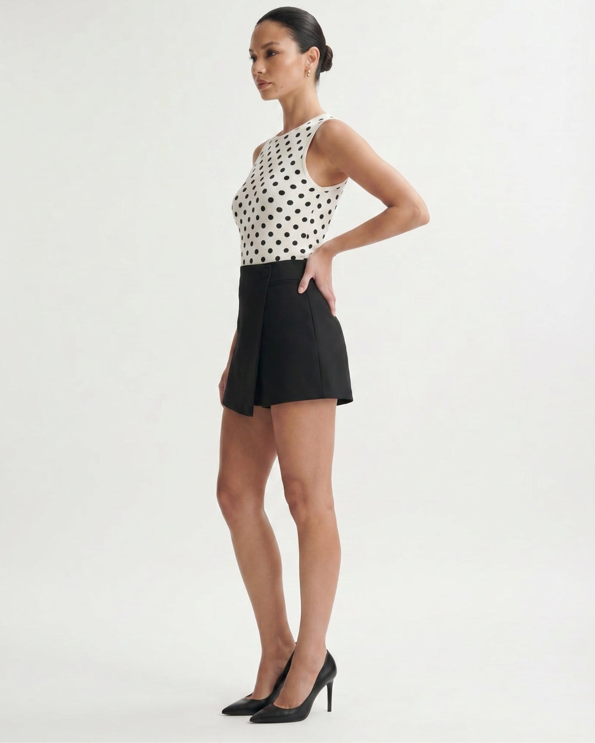 Cira High Waisted A-Line Suit Shorts with Relaxed Thigh – view 4