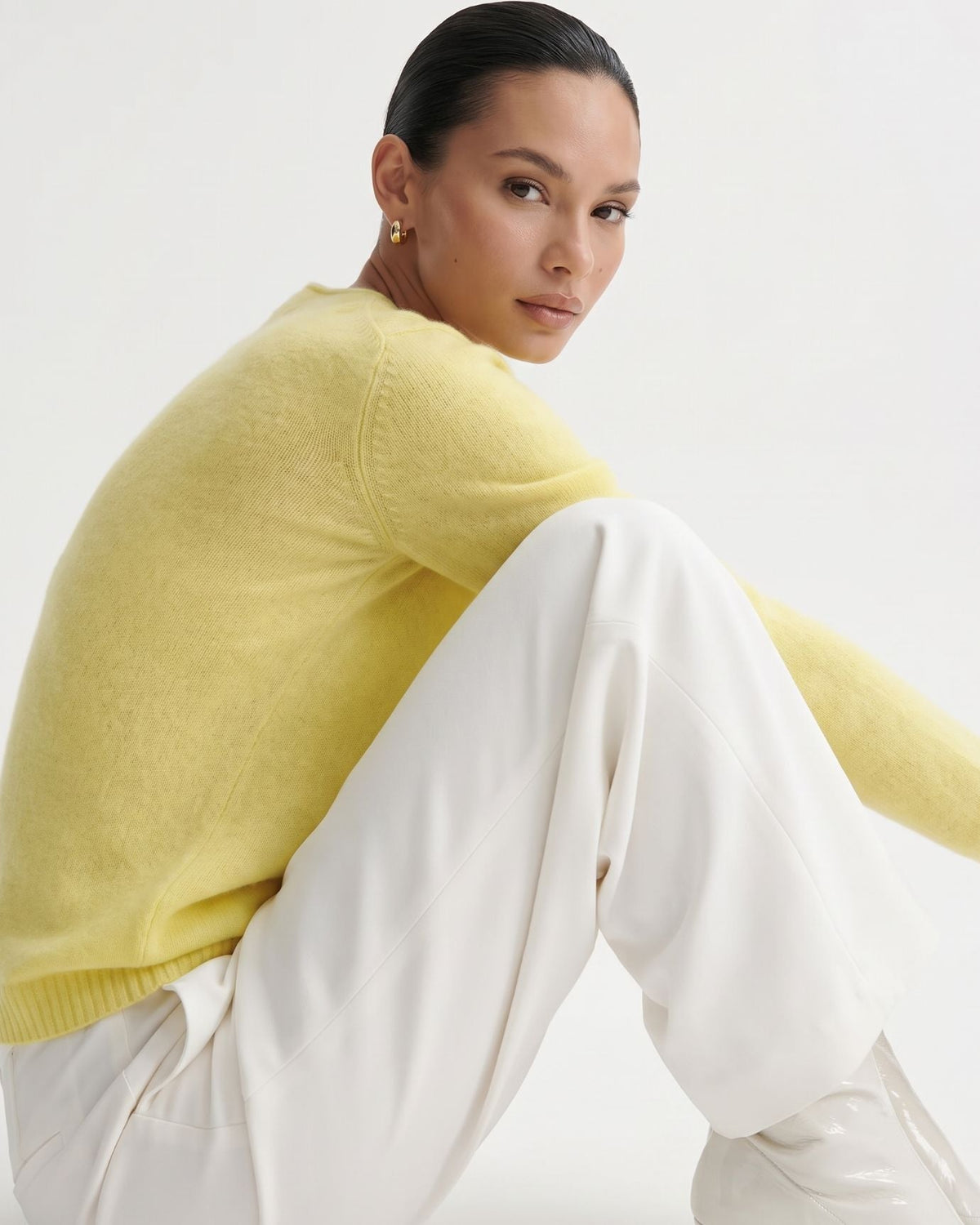 Olivia Short Sleeve Pure Cashmere Polo Top with Shaped Waist