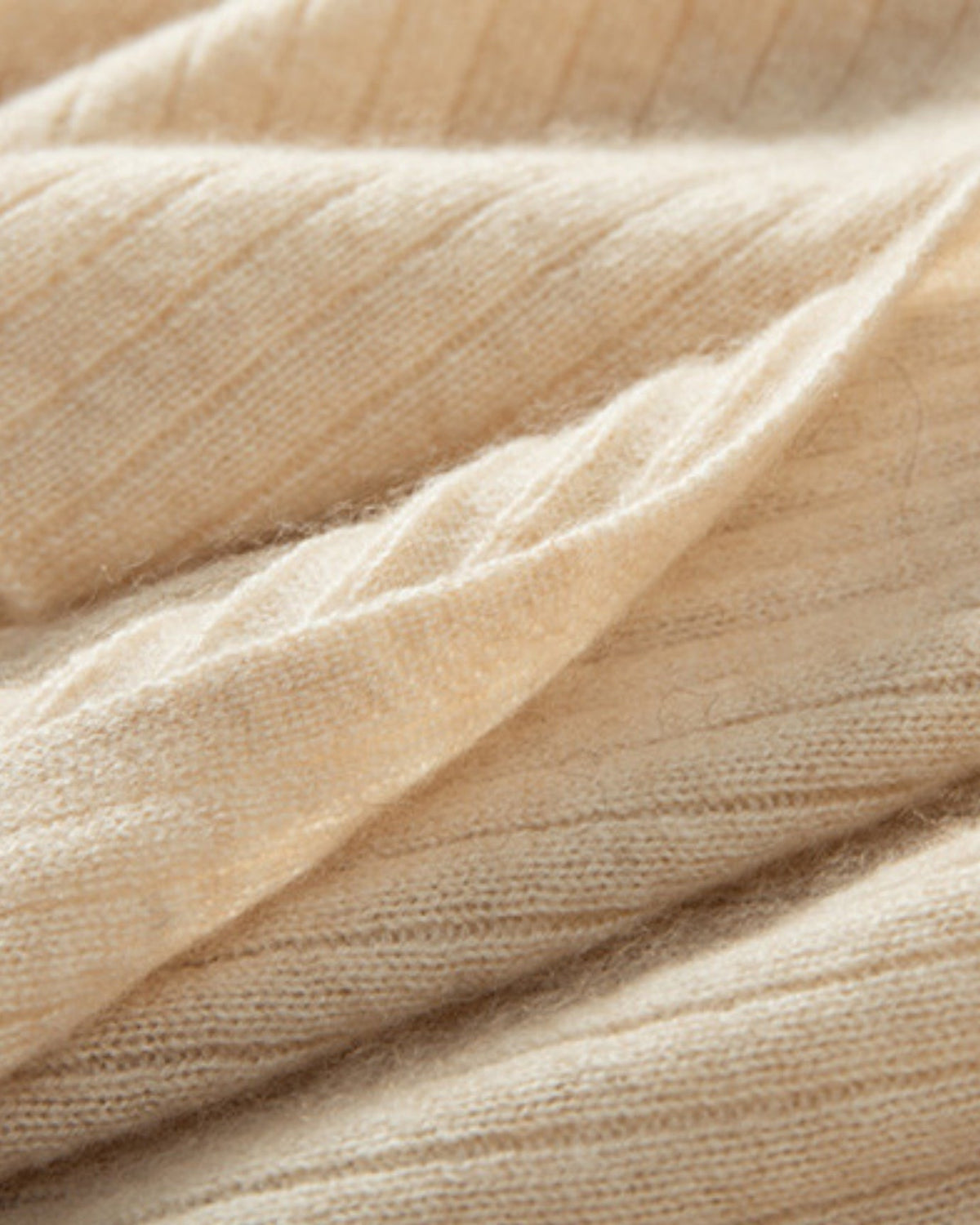 Soft Pure Cashmere Shawl Wrap with Delicate Draped Edges – view 4