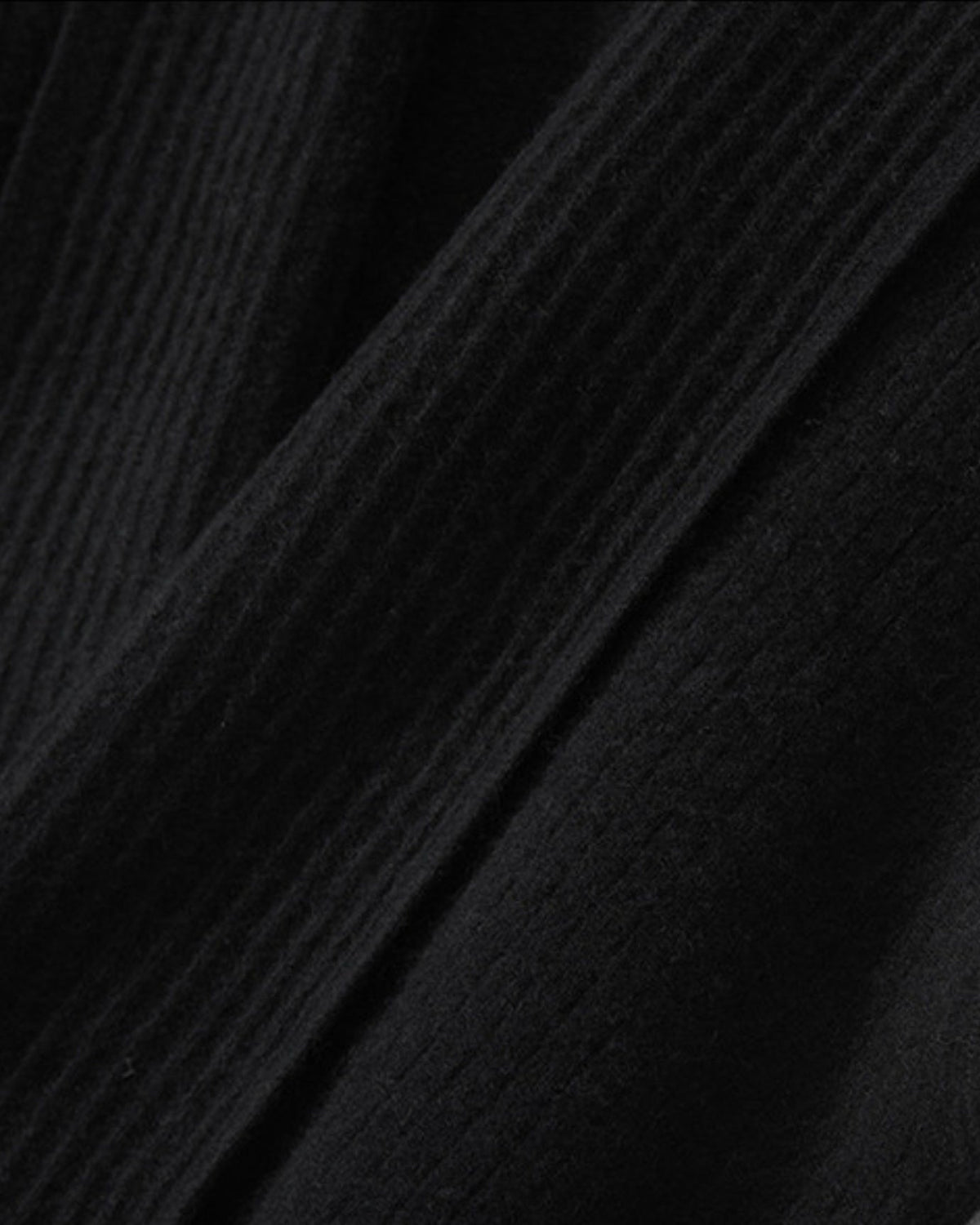 Soft Pure Cashmere Shawl Wrap with Delicate Draped Edges – view 15