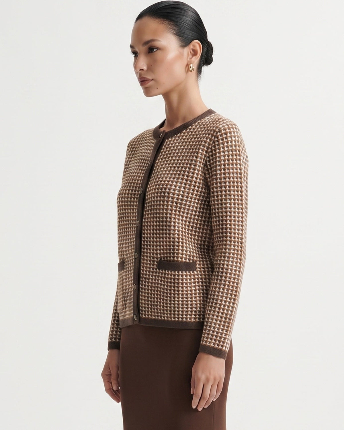 Vintage-Inspired Wool and Cashmere Blend Button Cardigan – view 4