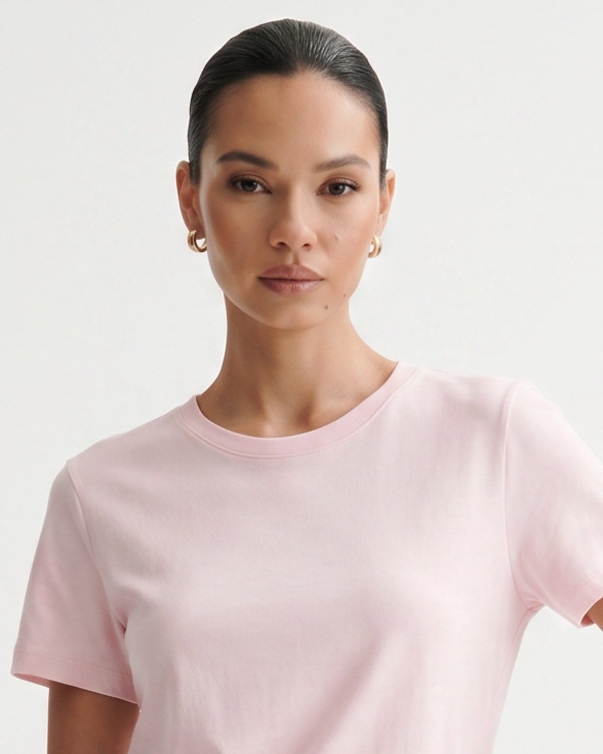 Mercerised Cotton Round Neck Tailored Fit T-Shirt – view 9