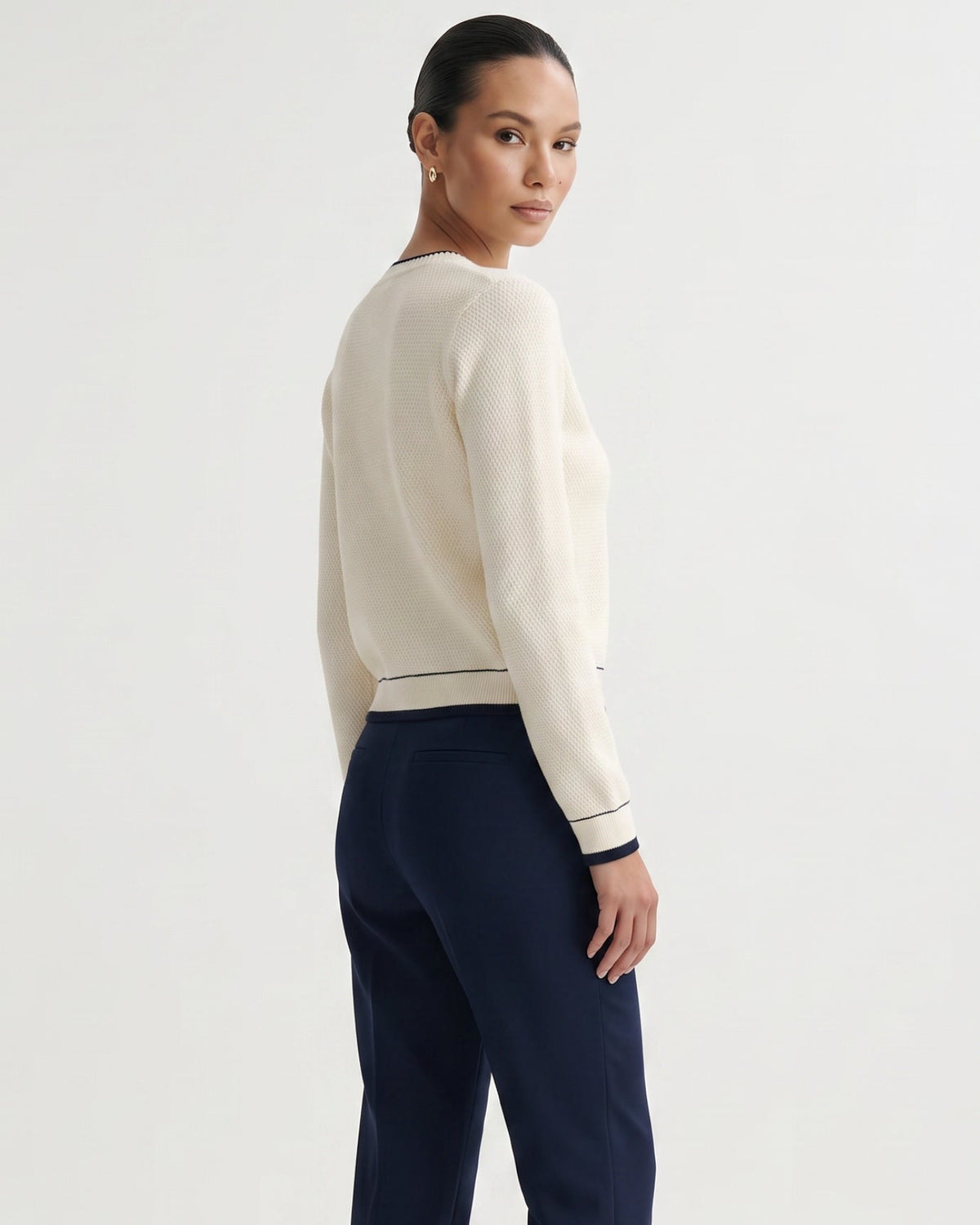 Pure Cashmere Crew Neck Cardigan with Pearl Detailing – view 10