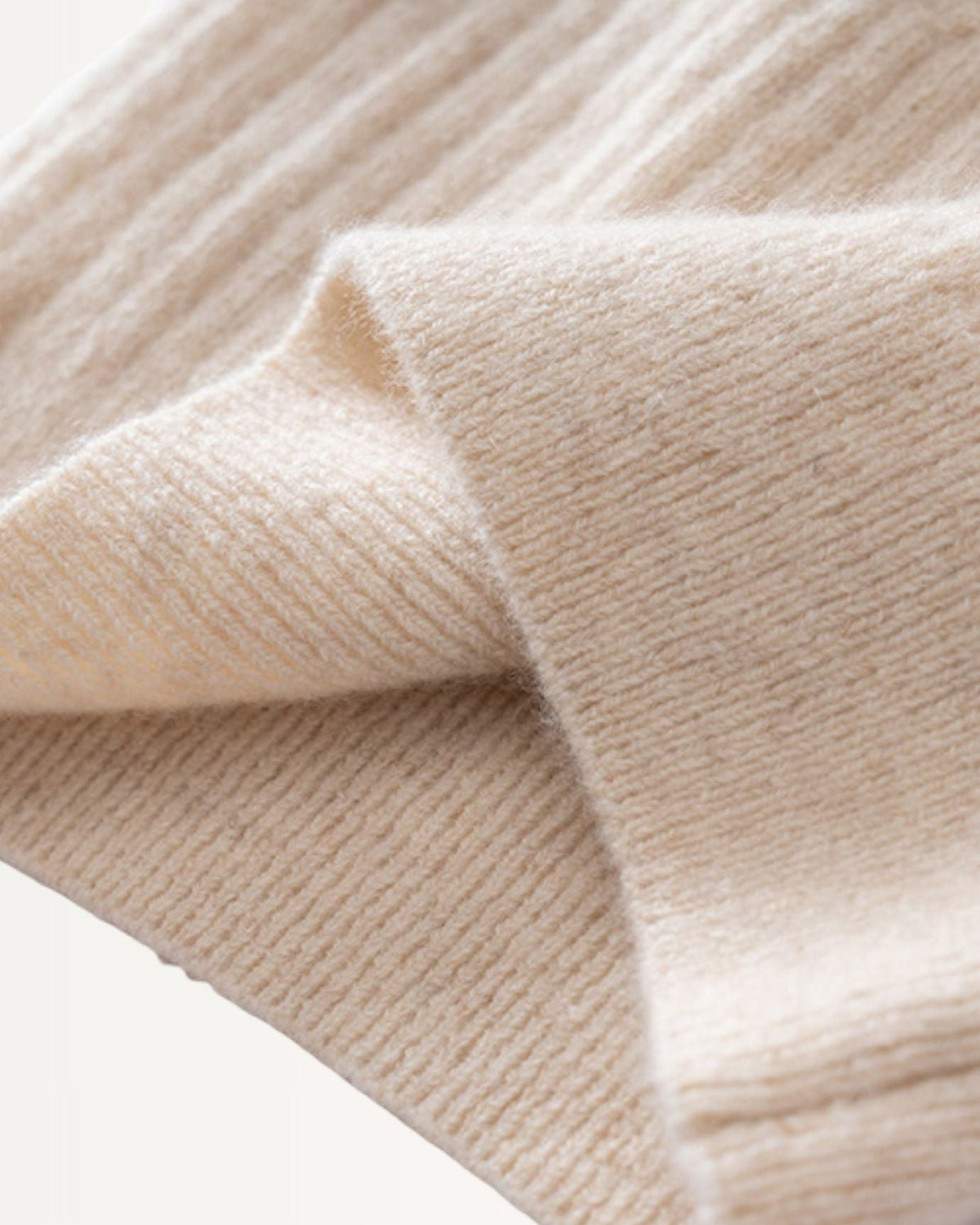 Lightweight Pure Cashmere Knitted Layering Vest Top – view 6